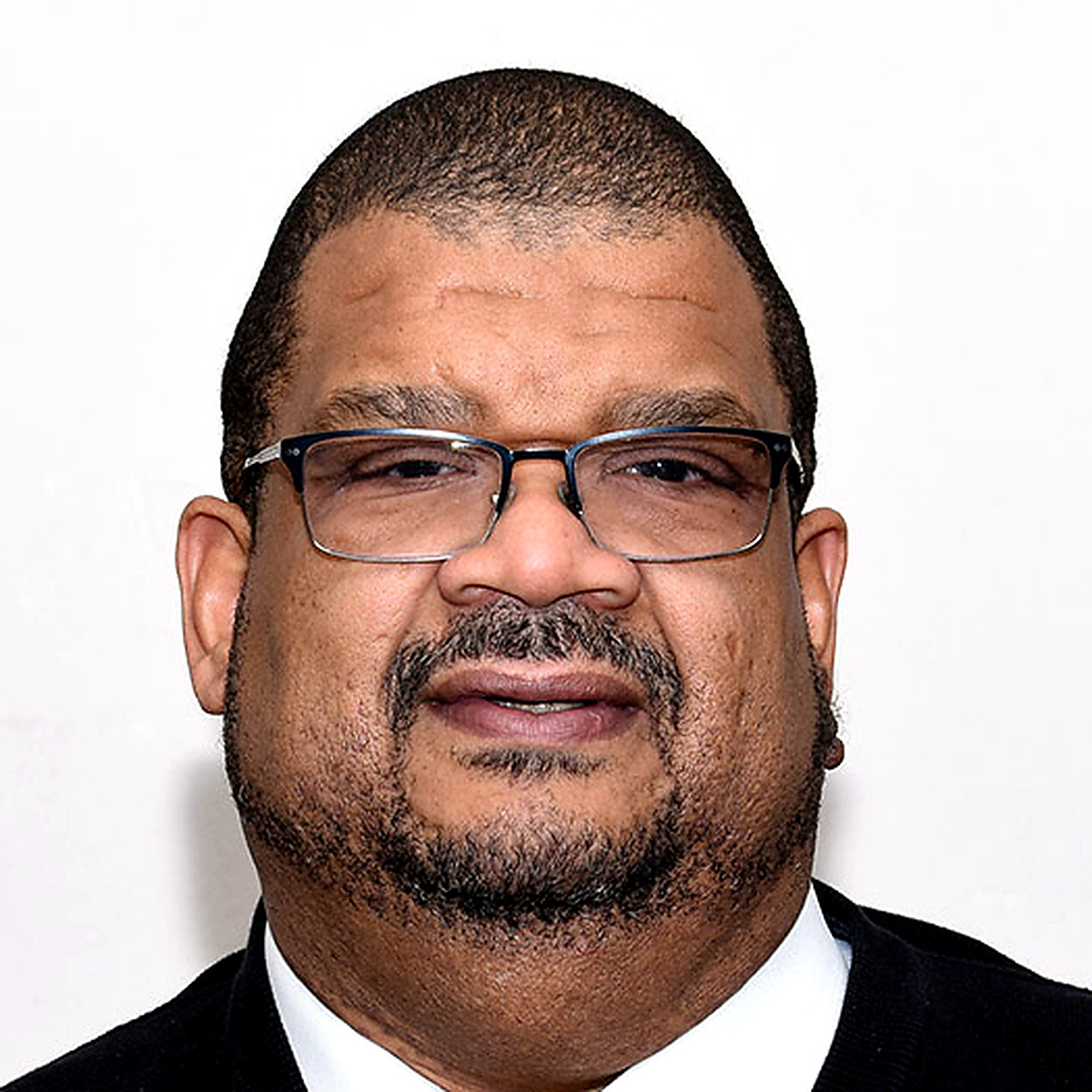 Leon Lewis Jr.